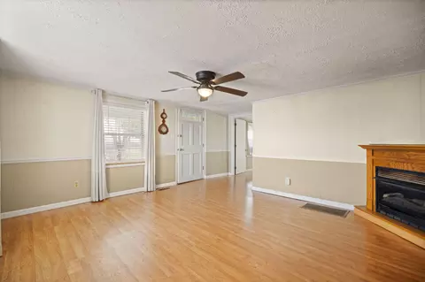 Living - 2058 Ard Ridge Rd # A, Nancy, KY 42544 photo 3 of 3