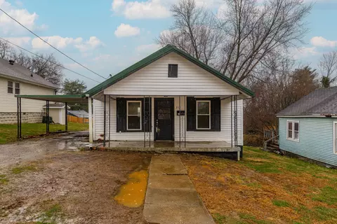 212 Montgomery Ave, Mount Sterling, KY 40353