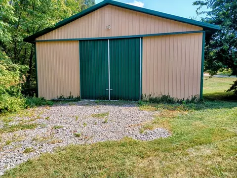 1537 Lock Rd, Lawrenceburg, KY 40342