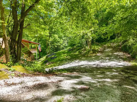 Exterior - 99 Aider Ct, Stanton, KY 40380 photo 14 of 17