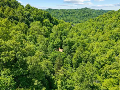 View/Area - 99 Aider Ct, Stanton, KY 40380 photo 6 of 9