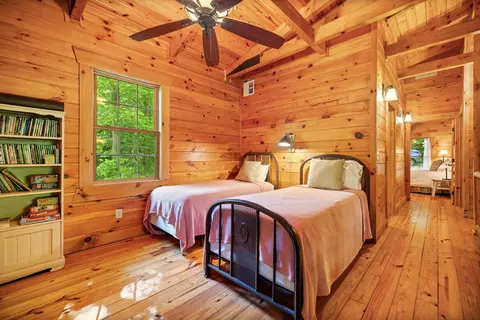 Bedroom - 99 Aider Ct, Stanton, KY 40380 photo 12 of 13