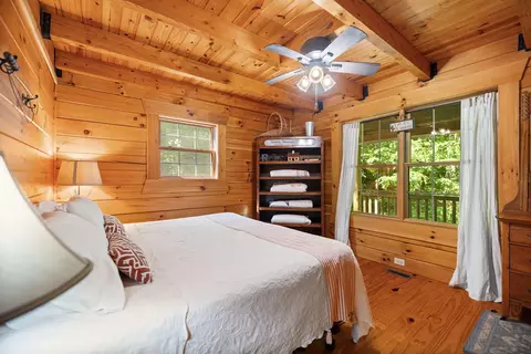 Bedroom - 99 Aider Ct, Stanton, KY 40380 photo 1 of 13