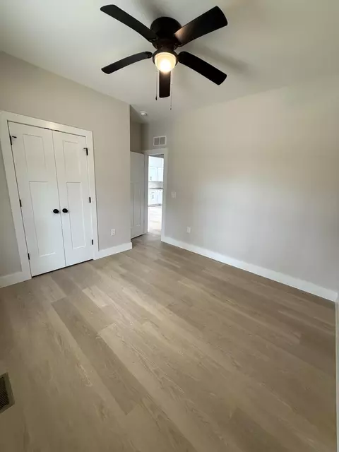 Bedroom - 821 Pine Tree Rd, Nancy, KY 42544 photo 3 of 4
