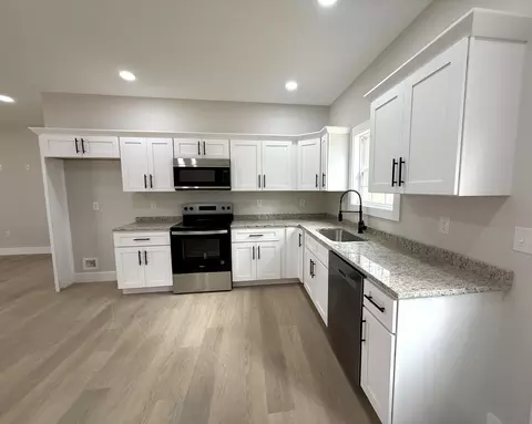 Kitchen - 821 Pine Tree Rd, Nancy, KY 42544 photo 1 of 5