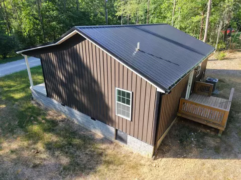 Exterior - 821 Pine Tree Rd, Nancy, KY 42544 photo 12 of 13