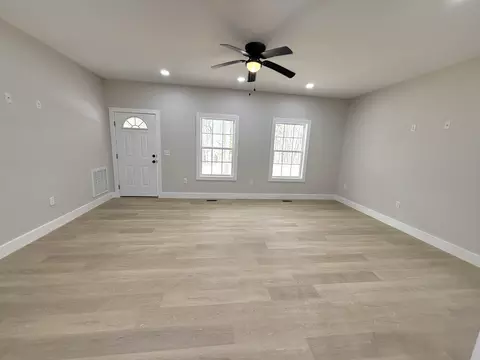 Living - 821 Pine Tree Rd, Nancy, KY 42544 photo 5 of 5