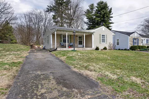 703 E Main St, Danville, KY 40422