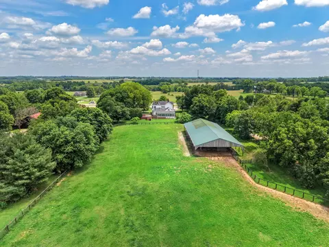 1253 Millersburg Rd, Paris, KY 40361
