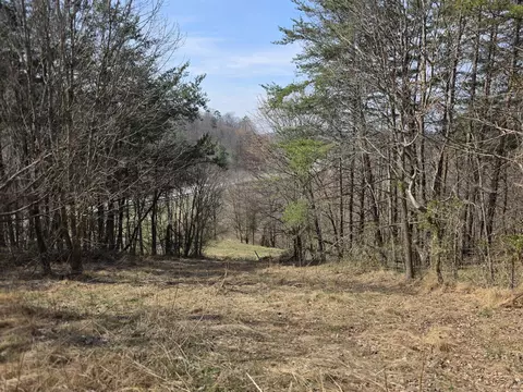 9999 3041 Hwy, Corbin, KY 40701