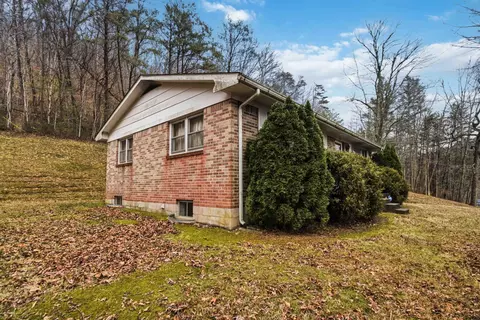 68 Star Gap Rd, Stanton, KY 40380 photo 3