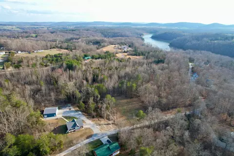 39 Shepperd Dr, Nancy, KY 42544 photo 2