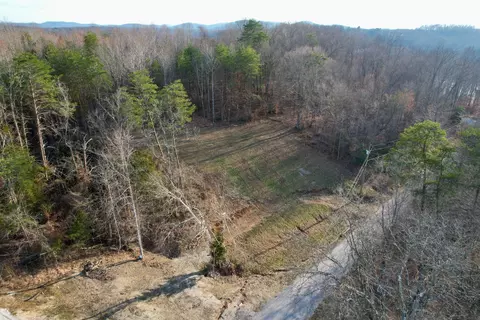 39 Shepperd Dr, Nancy, KY 42544 photo 3