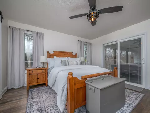 Bedroom - 102 Woodlock Dr, Morehead, KY 40351 photo 2 of 4