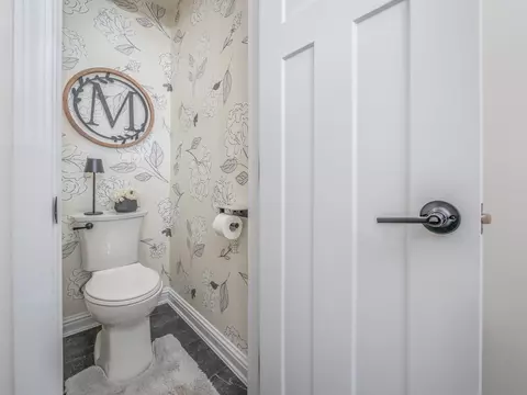 Bath - 102 Woodlock Dr, Morehead, KY 40351 photo 5 of 6