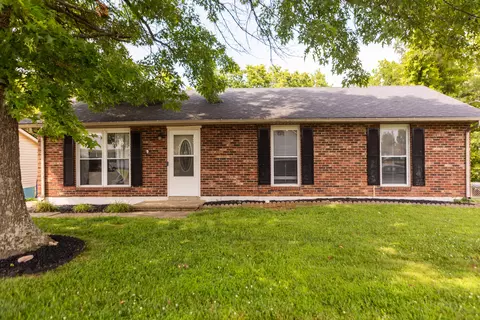 59 Holiday Rd, Winchester, KY 40391