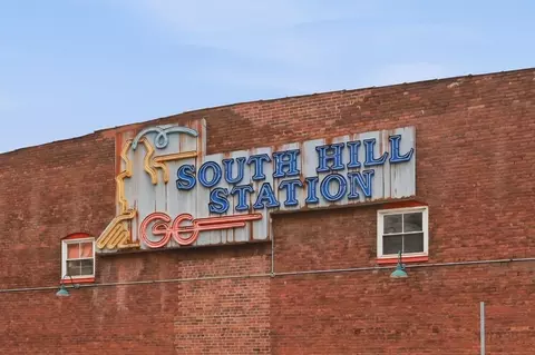 585 S Upper St, Lexington, KY 40508