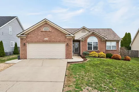 136 Bernie Trl, Nicholasville, KY 40356