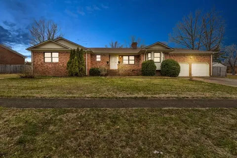 1008 Raintree Dr, Richmond, KY 40475