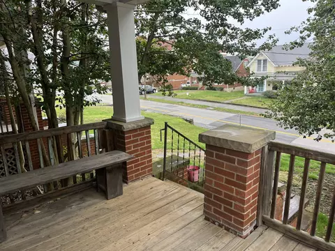 229 W Main St, Mount Sterling, KY 40353