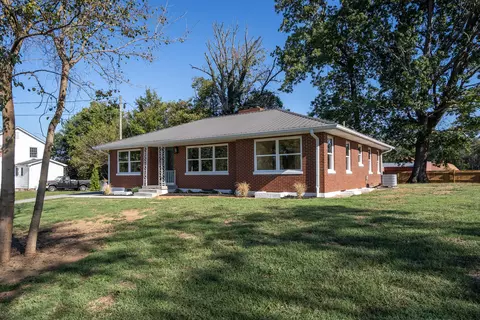 Exterior - 74 Summit, Burnside, KY 42519 photo 26 of 28