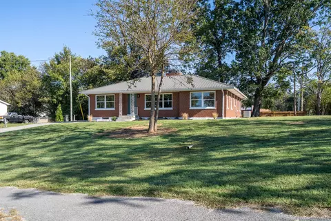 Exterior - 74 Summit, Burnside, KY 42519 photo 23 of 28