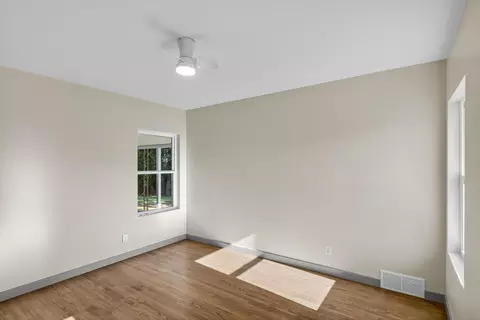 Bedroom - 74 Summit, Burnside, KY 42519 photo 4 of 6