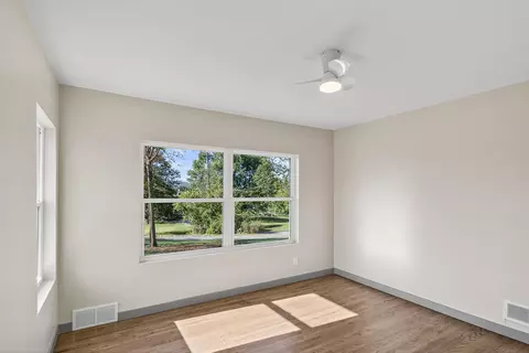 Bedroom - 74 Summit, Burnside, KY 42519 photo 1 of 6