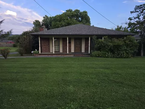 1203 Winchester Ave, Middlesboro, KY 40965