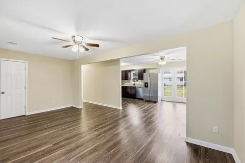 226 Airport Rd, Stanton, KY 40380