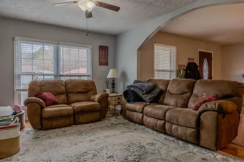 Living - 223 Maher Dr, Morehead, KY 40351 photo 1 of 1