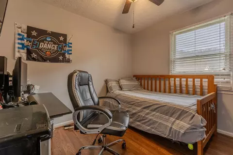 Bedroom - 223 Maher Dr, Morehead, KY 40351 photo 2 of 7