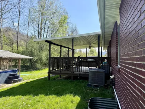Exterior - 223 Maher Dr, Morehead, KY 40351 photo 7 of 19