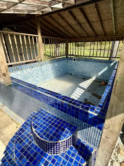 Exterior - 223 Maher Dr, Morehead, KY 40351 photo 11 of 19