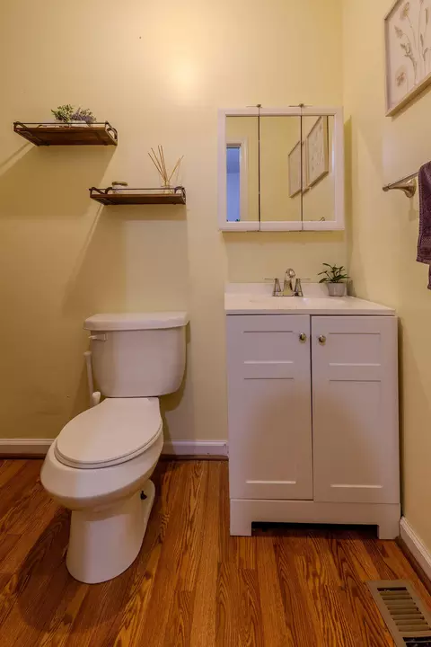 Bath - 223 Maher Dr, Morehead, KY 40351 photo 3 of 4