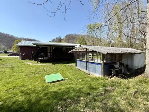 Exterior - 223 Maher Dr, Morehead, KY 40351 photo 14 of 19