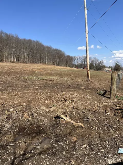 9999 Pergram Rd, Owingsville, KY 40360