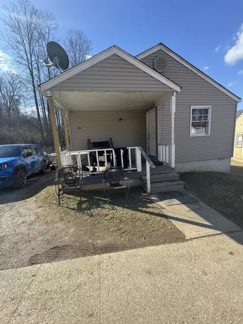 301 Cumberland Pl, Cumberland, KY 40823