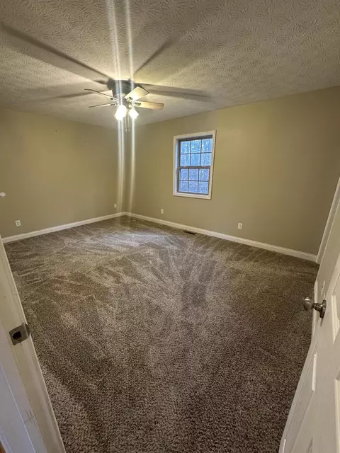 Bedroom - 1933 Holly Grove Rd, Corbin, KY 40701 photo 1 of 6