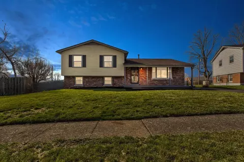 494 Stonehaven Dr, Lexington, KY 40505
