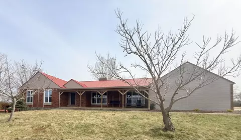 131 Monday Ln, Berea, KY 40403