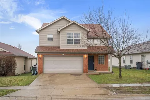 2765 Red Clover Ln, Lexington, KY 40511