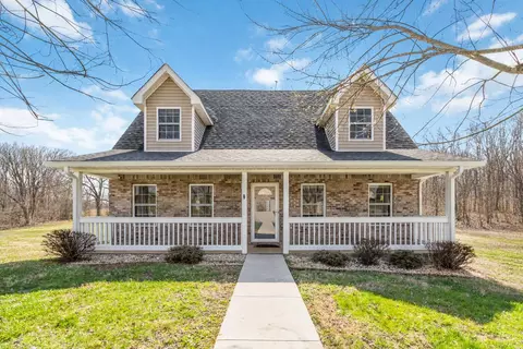 362 Whisper Woods Dr, Somerset, KY 42503