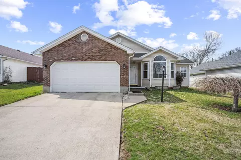 121 Plantation Dr, Lawrenceburg, KY 40342