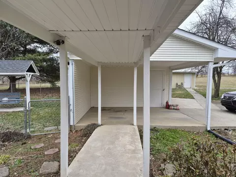 120 Horan Ln, Springfield, KY 40069 photo 5