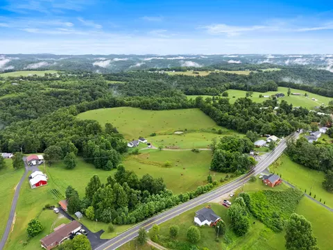 101 Steele Ln, Mckee, KY 40447 photo 6