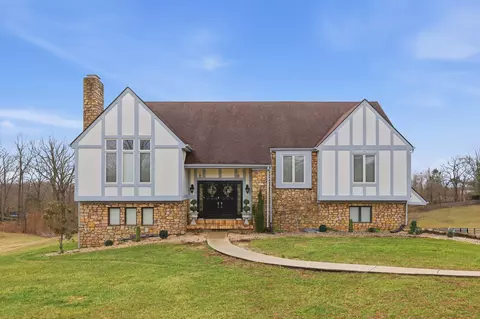1229 Fairway Dr, Lawrenceburg, KY 40342
