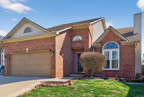 2973 Masters View Rd, Lexington, KY 40511