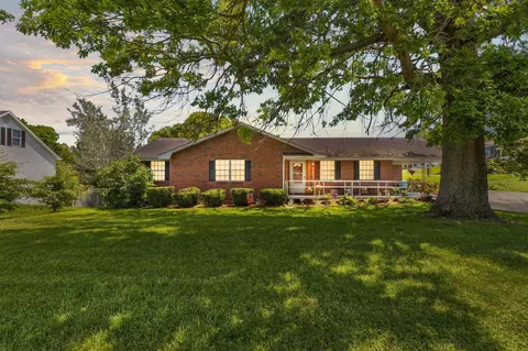 405 Nevada Ave, Mount Sterling, KY 40353
