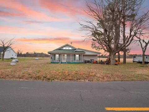 355 Wadesboro Rd, Paducah, KY 42003